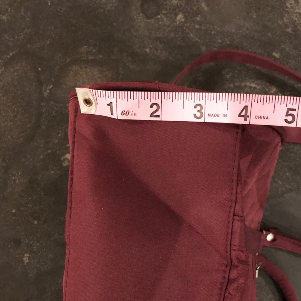 Quilted Burgundy Women’s Carryall Shoulder Bag - Picture 8 of 11